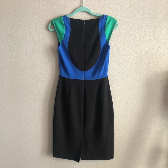TAHARI Black blue and green cap sleeve sheath - Picture 7 of 8
